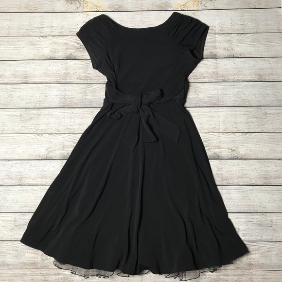 Black Dress - Picture 6 of 6